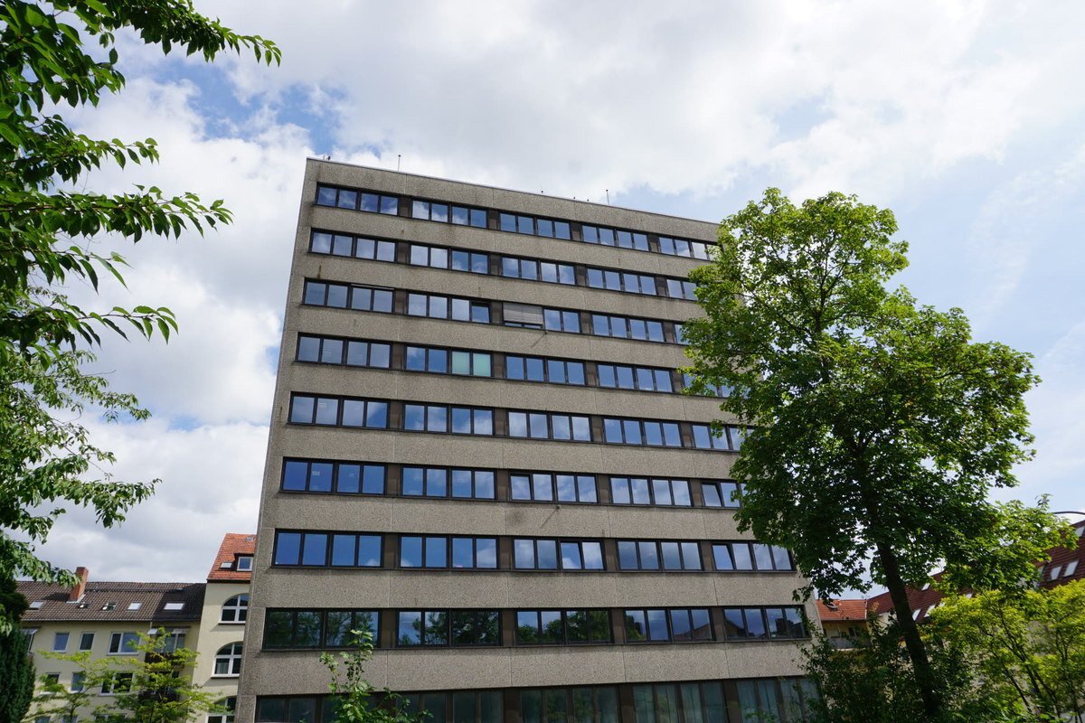 Bürofläche zur Miete 27.334,08 € 2.397,6 m²<br/>Bürofläche Westend Kassel 34119