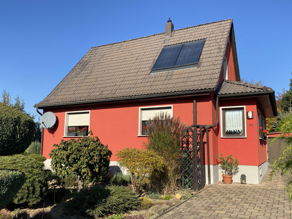 Einfamilienhaus zum Kauf 230.000 € 4 Zimmer 88,1 m²<br/>Wohnfläche 3.390 m²<br/>Grundstück 01.05.2025<br/>Verfügbarkeit Gohlis Zeithain 01619