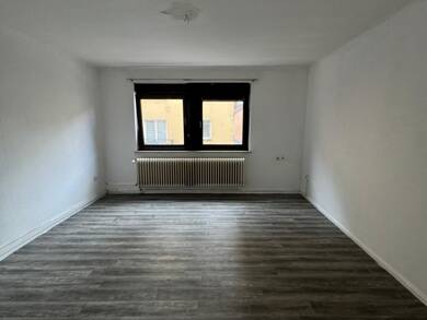 Wohnung zur Miete 540 € 4 Zimmer 100 m² Pirmasens 66954