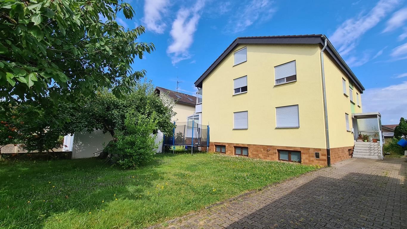 Mehrfamilienhaus zum Kauf 720.000 € 8 Zimmer 220 m²<br/>Wohnfläche 760 m²<br/>Grundstück Leutesheim Kehl , Rhein 77694