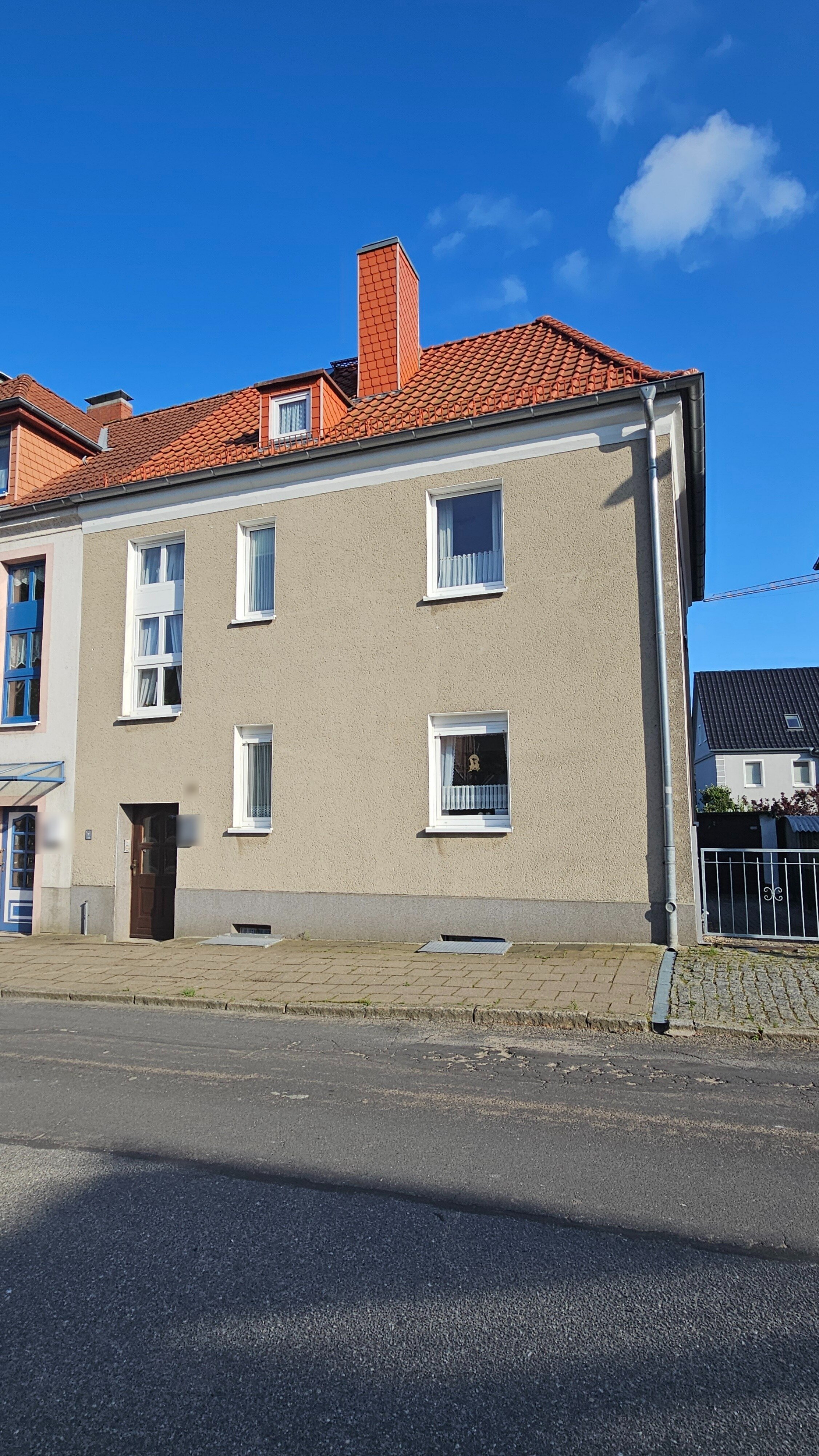 Mehrfamilienhaus zum Kauf 269.000 € 6 Zimmer 147 m²<br/>Wohnfläche 437 m²<br/>Grundstück Sassnitz Sassnitz 18546