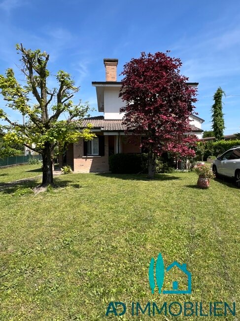 Einfamilienhaus zum Kauf 235.000 € 4 Zimmer 160 m²<br/>Wohnfläche 800 m²<br/>Grundstück San Michele Al Tagliamento 30028