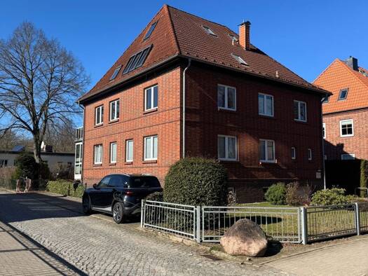Wohnung zur Miete 1.610 € 4,5 Zimmer 140 m² Geschoss 3/3 frei ab sofort Weststadt Schwerin 19059