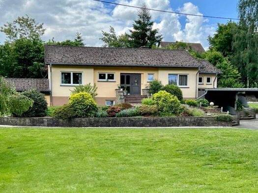 Einfamilienhaus zum Kauf 475.000 € 9 Zimmer 250 m² 2.228 m² Grundstück Daleiden Daleiden 54689
