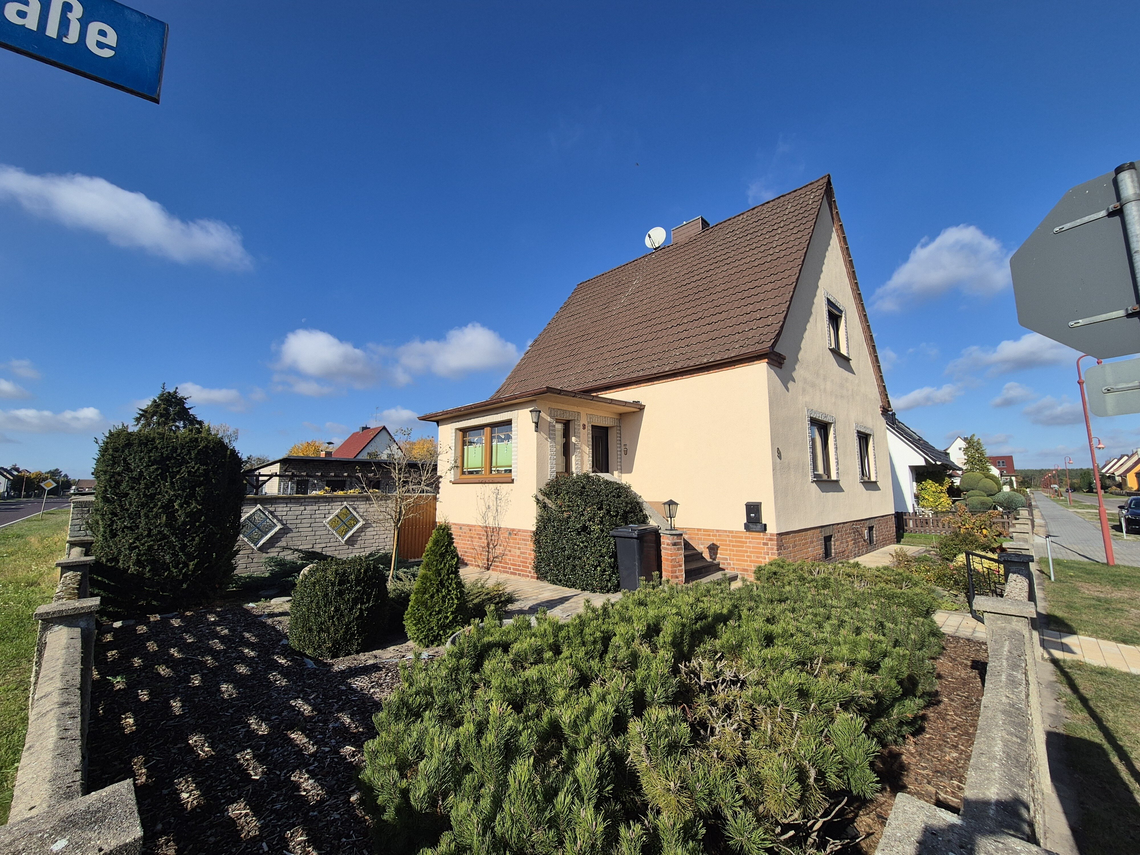 Einfamilienhaus zum Kauf 159.000 € 5 Zimmer 97 m²<br/>Wohnfläche 878 m²<br/>Grundstück Döberitz Premnitz, OT Döberitz 14727