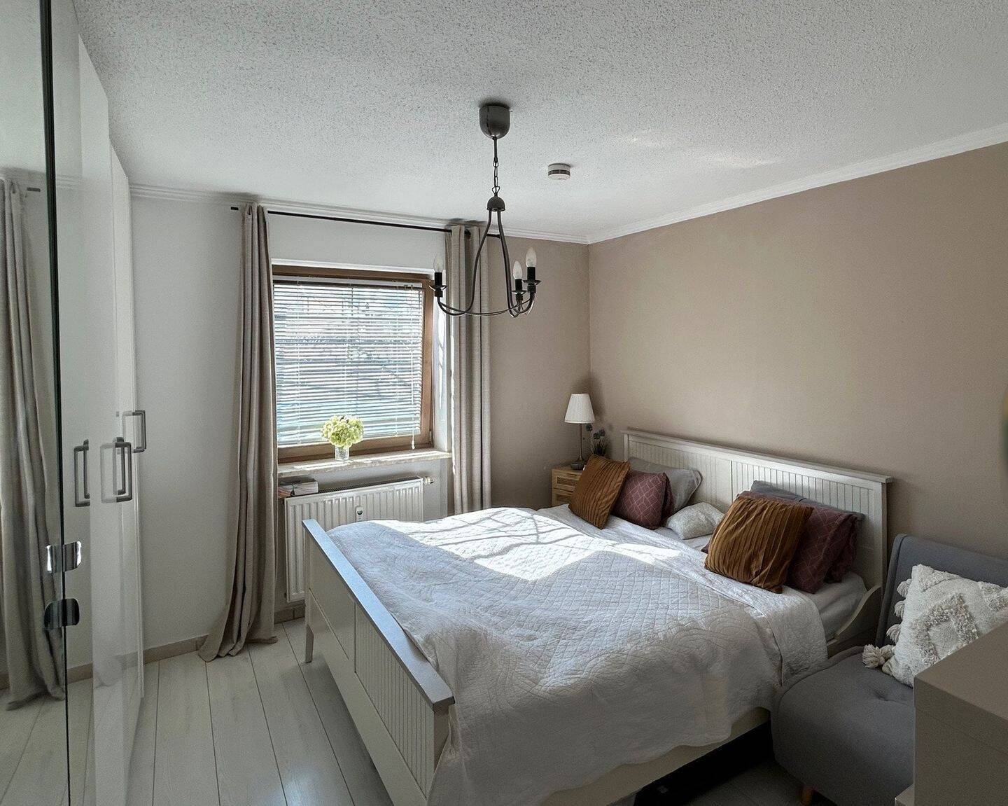 Immobilie in Unterneukirchen - Traumhafte Erdgeschosswohnung mit Garten in ruhiger Lage - Bild 4