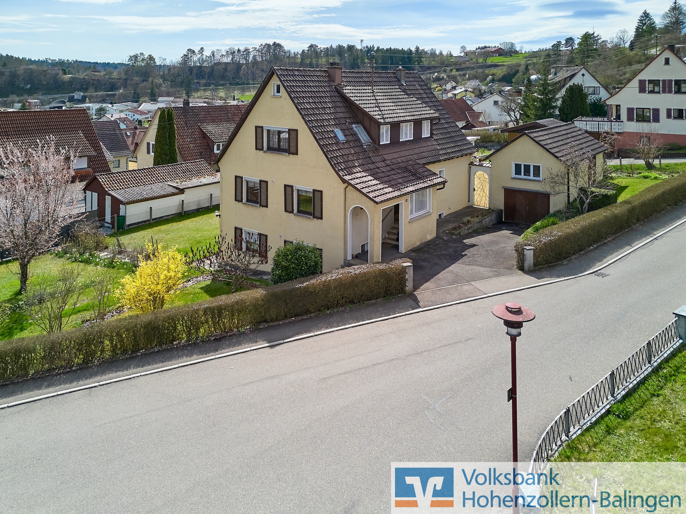 Einfamilienhaus zum Kauf 235.000 € 10 Zimmer 176 m²<br/>Wohnfläche 1.196 m²<br/>Grundstück ab sofort<br/>Verfügbarkeit Veringenstadt Veringenstadt 72519