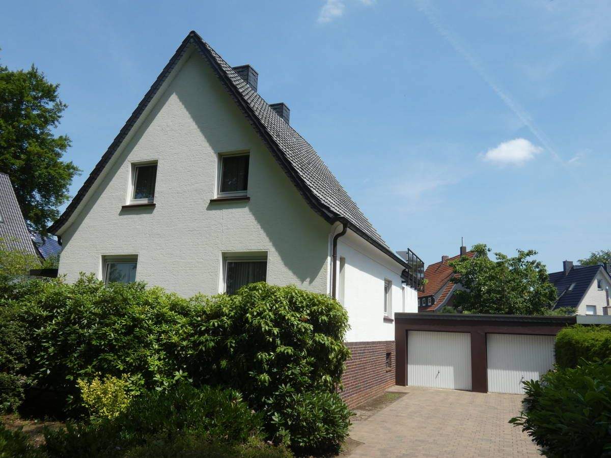 Gütersloh-Kattenstroth: Einfamilienhaus mit 800 m² Grundstück - direkt verfügbar