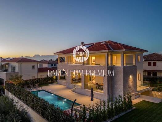 Haus zum Kauf 2.400.000 € 4 Zimmer 377 m² Porec