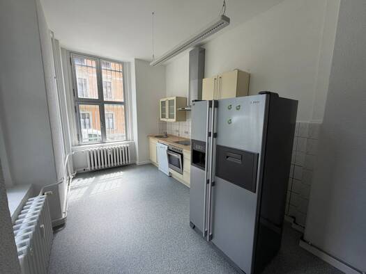 Atelier zur Miete provisionsfrei 14,70 € 18 m² Bürofläche Hammervorstadt Plauen 08523