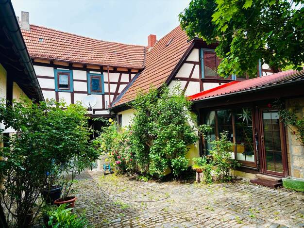 Einfamilienhaus zum Kauf 340.000 € 10 Zimmer 280 m² 1.162 m² Grundstück Hofheim Hofheim in Unterfranken 97461