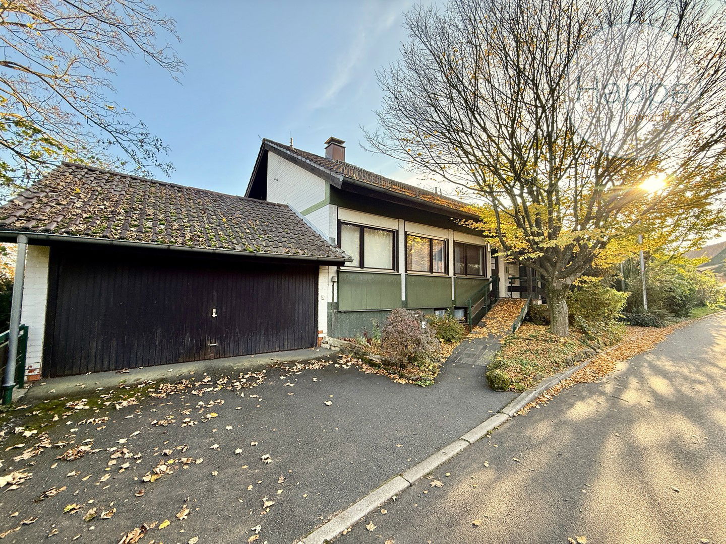 Einfamilienhaus zum Kauf provisionsfrei 449.000 € 15 Zimmer 357,2 m²<br/>Wohnfläche 1.021 m²<br/>Grundstück Krautheim Krautheim 74238