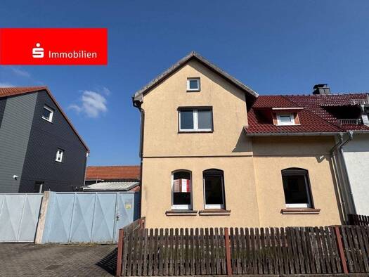 Doppelhaushälfte zum Kauf 158.000 € 5 Zimmer 110 m² 330 m² Grundstück Ohrdruf 99885