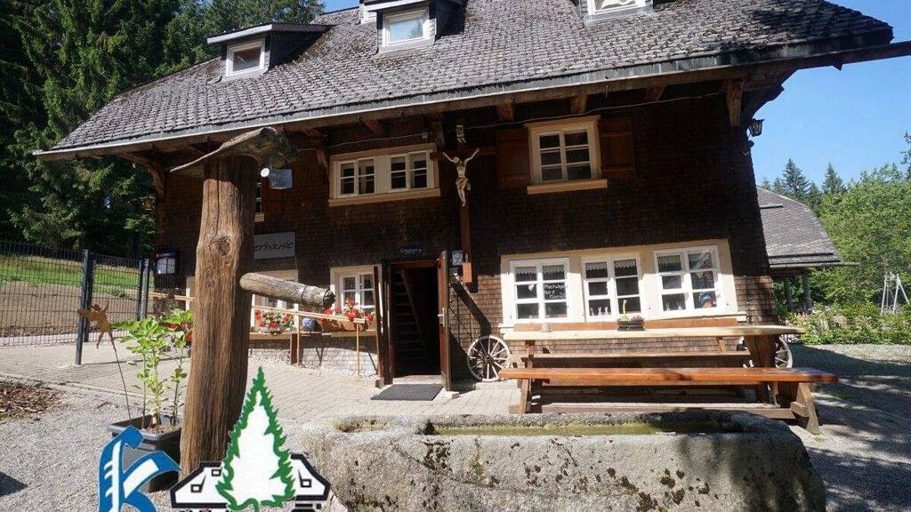 Hotel zum Kauf 1.100.000 € 14 Zimmer 3.822 m² Grundstück Schönwald im Schwarzwald 78141