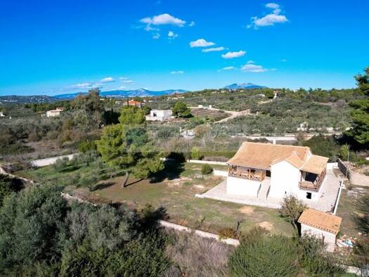 Villa zum Kauf 245.000 € 9 Zimmer 180 m² 2.000 m² Grundstück Kranidi - Ag. Ämilianos 21300