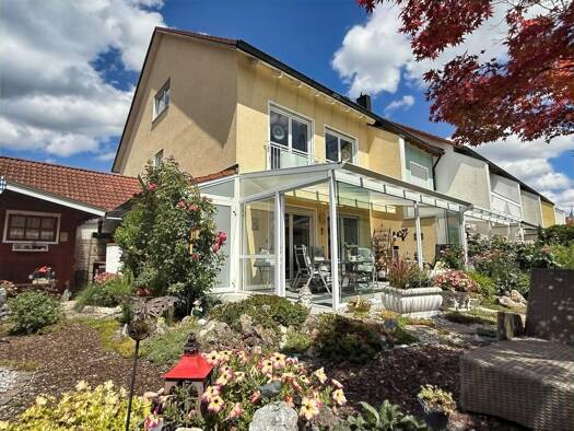 Reihenendhaus zum Kauf 667.000 € 4 Zimmer 153 m² 256 m² Grundstück frei ab 31.05.2026 Königsbrunn 86343