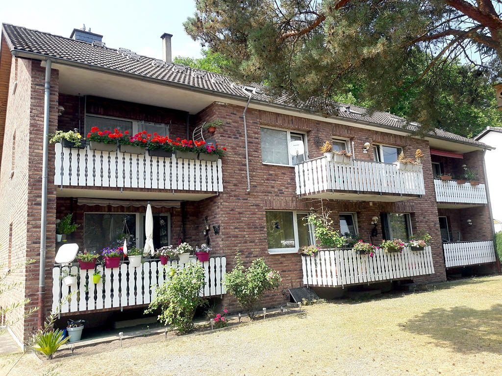 Mehrfamilienhaus zum Kauf als Kapitalanlage geeignet 1.250.000 € 404 m²<br/>Wohnfläche 1.249 m²<br/>Grundstück Wahllokal 210 Siegburg 53721