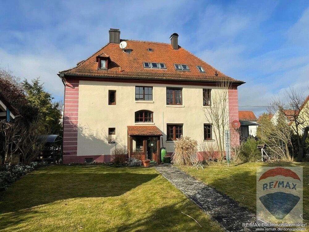 Immobilie in Thalmässing - Großzügige 5-Zimmer-Wohnung mit Garten, Sauna, Wintergarten & Hobbyraum - Wohnen mit Wohlfühlgarantie! - Bild 0