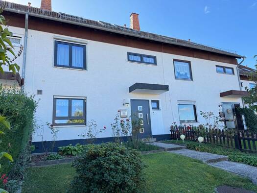 Haus zum Kauf 345.000 € 6 Zimmer 150 m² 306 m² Grundstück Oberkaufungen Kaufungen 34260