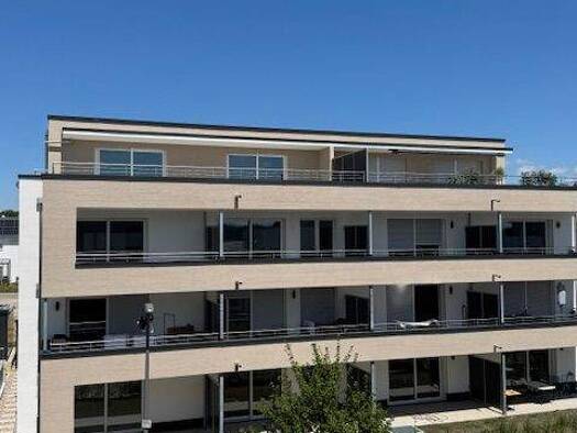 Penthouse zur Miete - Erstbezug 1.650 € 3 Zimmer 115 m² 1. Geschoss frei ab sofort Oberbrunnenstr.1 Renningen 71272