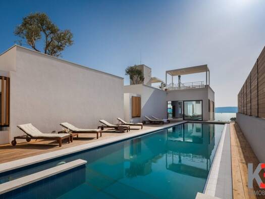 Haus zum Kauf 1.700.000 € 7 Zimmer 595 m² Omiš 0