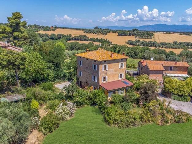 Bauernhaus zum Kauf 379.000 € 10 Zimmer 324 m² 5.562 m² Grundstück Castiglione del Lago 06061