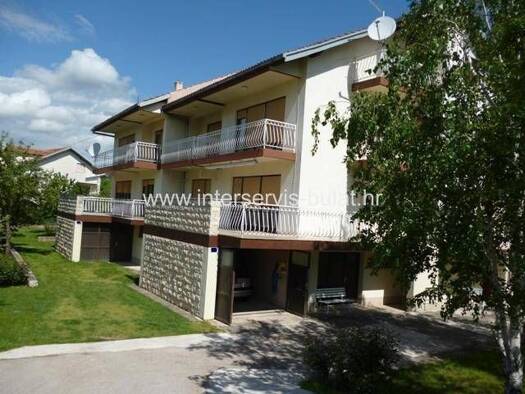 Haus zum Kauf 480.000 € 18 Zimmer 760 m² Knin