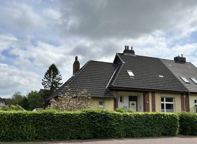 Doppelhaushälfte zum Kauf 198.000 € 4 Zimmer 120 m² 637 m² Grundstück Brunsbüttel 25541