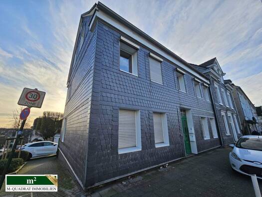 Mehrfamilienhaus zum Kauf 299.000 € 8 Zimmer 180 m² 200 m² Grundstück Solingen-Mitte Solingen 42655