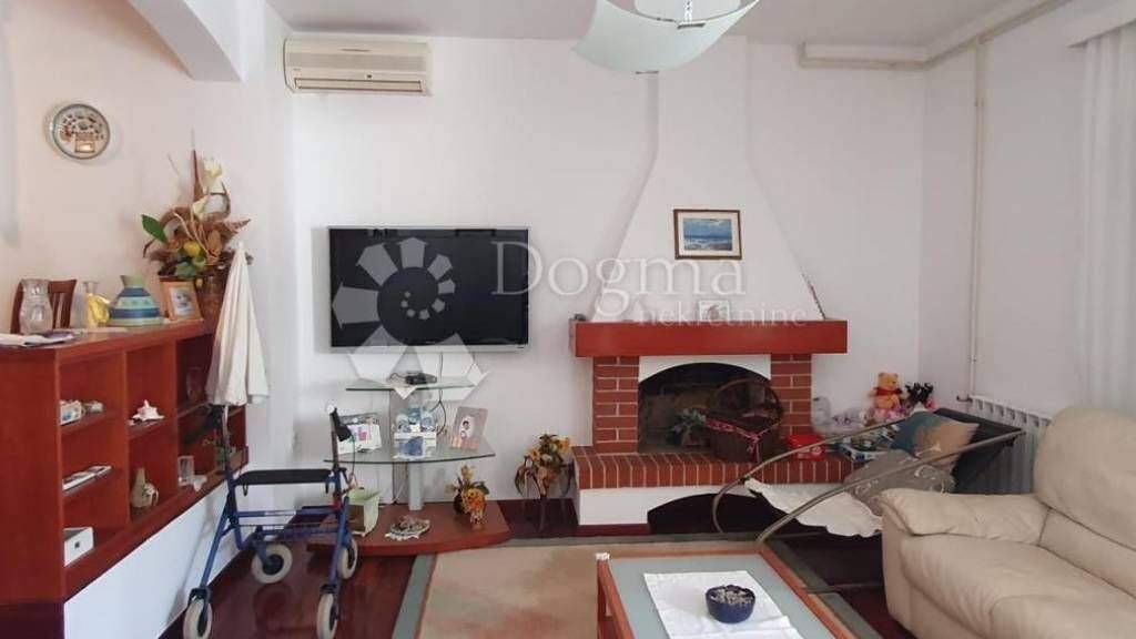 Haus zum Kauf 650.000 € 10 Zimmer 161 m² Zadar
