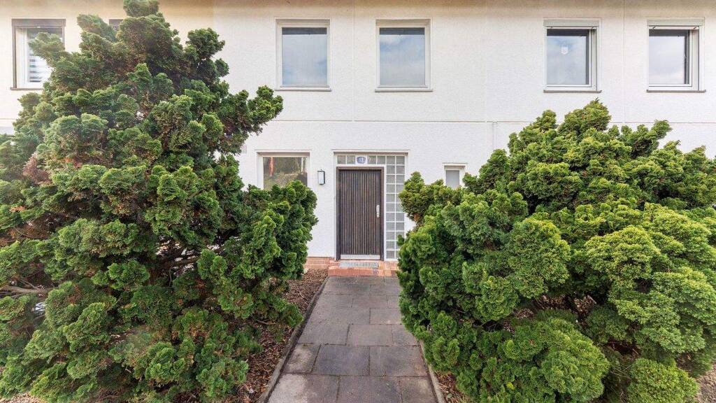 Reihenmittelhaus zum Kauf provisionsfrei 259.900 € 4 Zimmer 110 m² 143 m² Grundstück Kantstrasse 12 Bovenden 37120