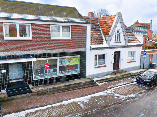 Haus zum Kauf 795.000 € 528 m² 1.079 m² Grundstück Neukirchen Neukirchen 23779