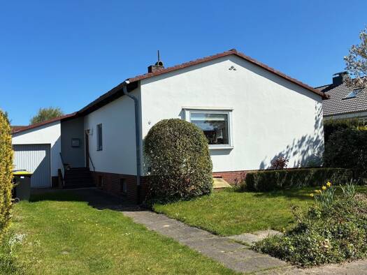 Einfamilienhaus zum Kauf 225.000 € 3 Zimmer 79,1 m² 682 m² Grundstück Büdelsdorf 24782