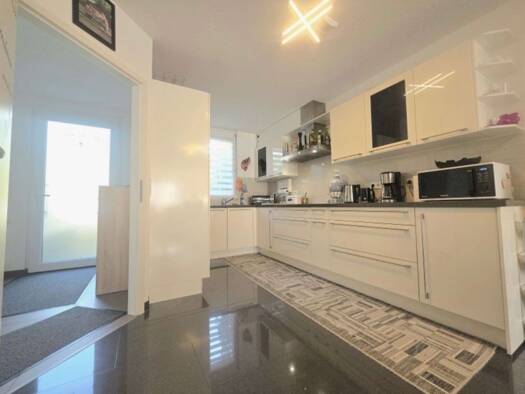 Reihenhaus zur Miete 1.980 € 5,5 Zimmer 141 m² 105 m² Grundstück Grenzach Grenzach-Wyhlen 79639