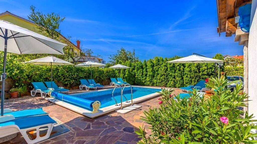 Einfamilienhaus zum Kauf 1.550.000 € 17 Zimmer 681 m² 1.502 m² Grundstück Malinska-Dubasnica 51511