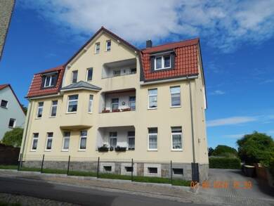 Wohnung zur Miete 245 € 1 Zimmer 35 m² 3. Geschoss Friedhofstraße Nr. 02 Lauchhammer Lauchhammer 01979