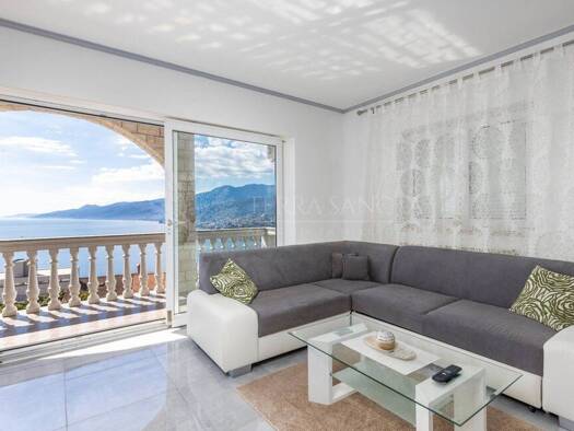 Wohnung zur Miete 1.300 € 2 Zimmer 84 m² 2. Geschoss Matulji 51211
