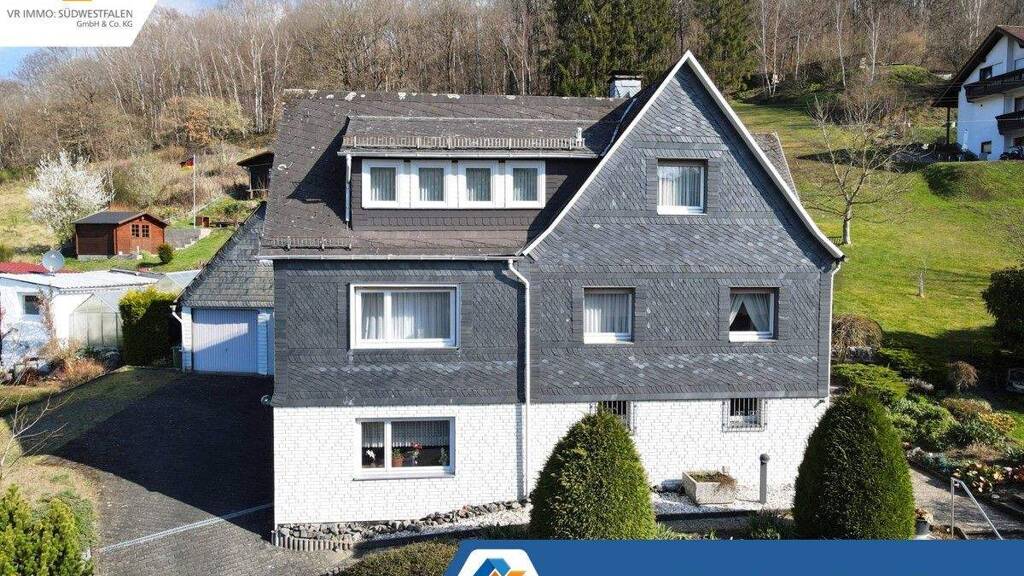 Mehrfamilienhaus zum Kauf 260.000 € 7 Zimmer 172,7 m² 2.805 m² Grundstück Eiserfeld Siegen 57080