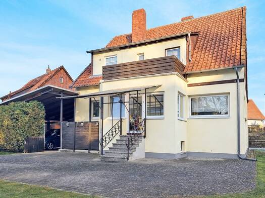 Einfamilienhaus zum Kauf 350.000 € 5 Zimmer 131 m² 865 m² Grundstück Gifhorn Gifhorn 38518