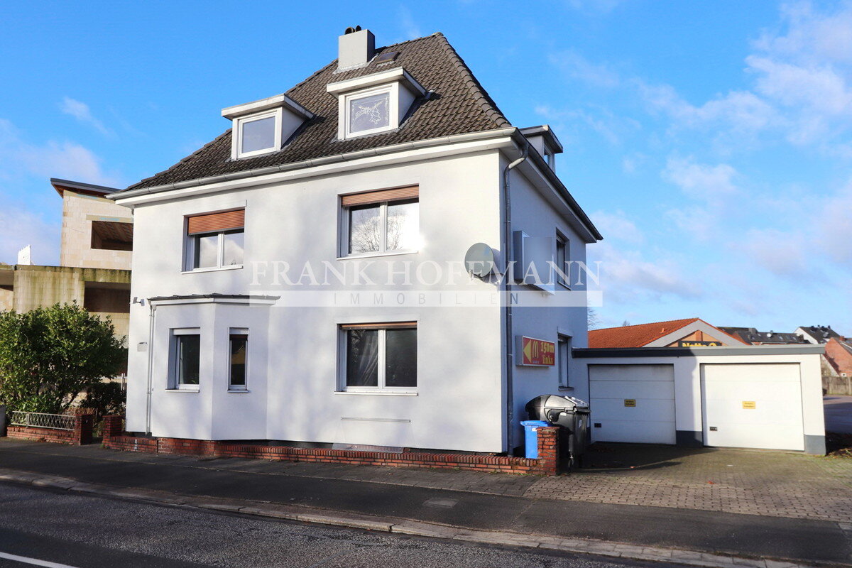 Mehrfamilienhaus zum Kauf 370.000 € 9 Zimmer 165 m²<br/>Wohnfläche 572 m²<br/>Grundstück Süd Neumünster 24539