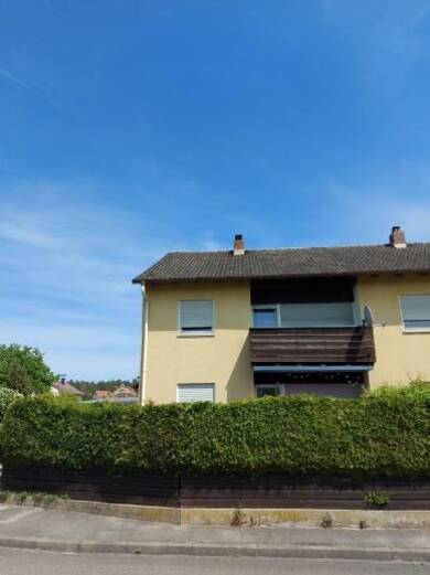 Reihenendhaus zur Miete 800 € 4 Zimmer 120 m² 300 m² Grundstück frei ab 01.08.2025 Eckersmühlen Roth 91154