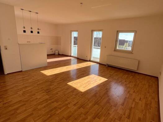 Wohnung zur Miete 500 € 3 Zimmer 75,3 m² 3. Geschoss frei ab sofort Rothensee Magdeburg 39126