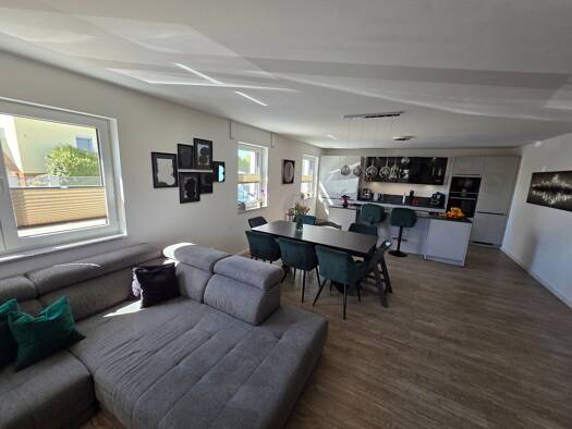 Terrassenwohnung zur Miete 1.170 € 3 Zimmer 101 m² Geschoss 1/3 frei ab sofort Krondorf Schwandorf 92421