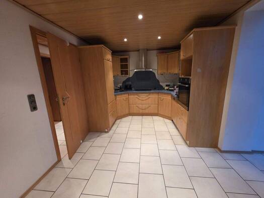 Wohnung zur Miete 670 € 4 Zimmer 104 m² 1. Geschoss Oberkaufungen Kaufungen 34260