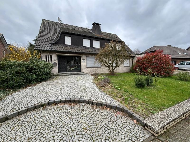 Einfamilienhaus zum Kauf 499.000 € 7 Zimmer 290 m²<br/>Wohnfläche 2.467 m²<br/>Grundstück Ottenstein Ahaus 48683