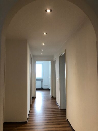 Wohnung zum Kauf als Kapitalanlage geeignet 299.000 € 5 Zimmer 129 m² Altenberg Oberasbach 90522