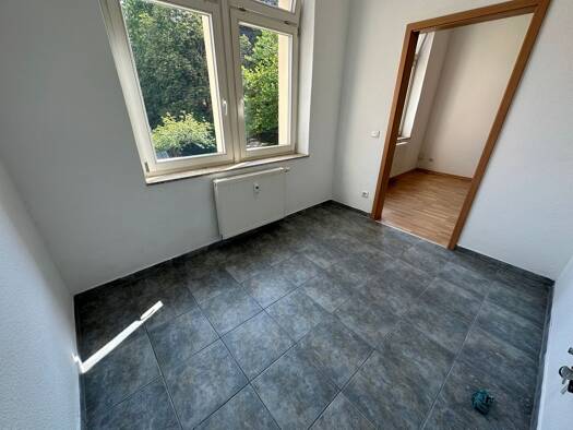 Studio zur Miete 175 € 1 Zimmer 29,3 m² 1. Geschoss Ernst-Heilmann-Straße 18 Altendorf Chemnitz 09116