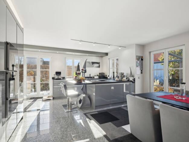 Einfamilienhaus zum Kauf 875.000 € 4 Zimmer 143 m² 670 m² Grundstück Ellighofen Landsberg am Lech 86899