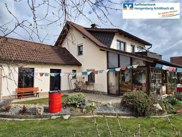 Einfamilienhaus zum Kauf 430.000 € 7 Zimmer 166 m² 768 m² Grundstück frei ab sofort Wallersdorf Wallersdorf , Niederbay 94522