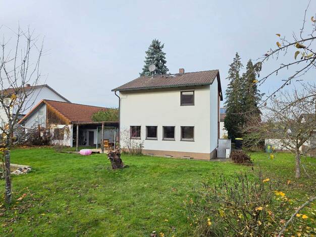 Haus zum Kauf 195.000 € 4 Zimmer 88 m² 733 m² Grundstück Grub Grub am Forst 96271